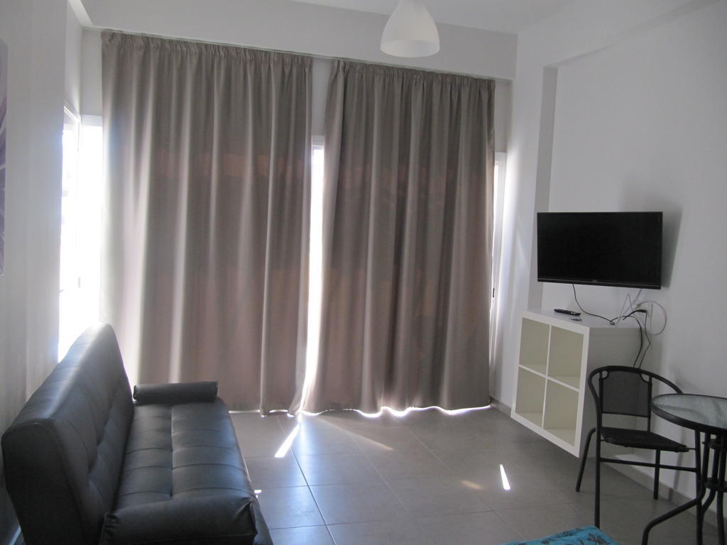 Sunny Holiday Apartments Протарас Номер фото